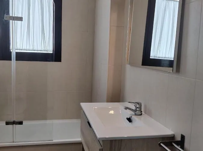 Lanzarote Deluxe & Pool فيلة