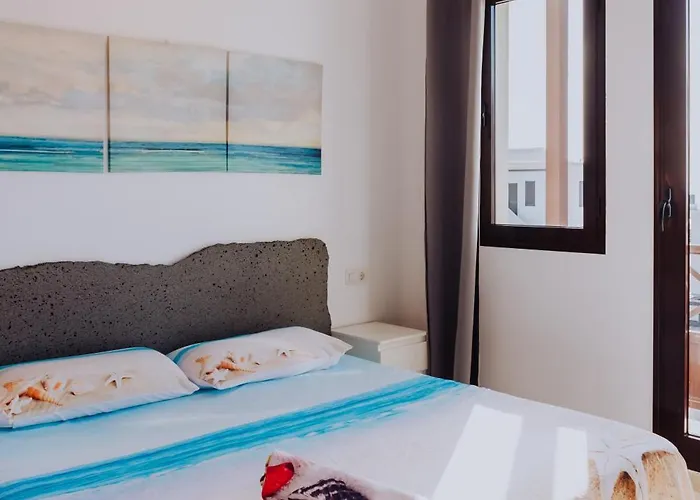 فيلة Lanzarote Deluxe & Pool *