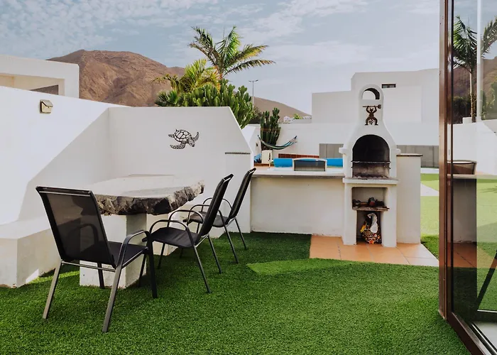 فيلة Lanzarote Deluxe & Pool بلايا بلانكا