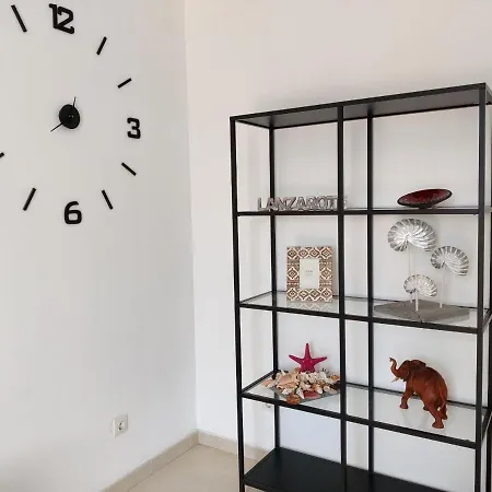 Lanzarote Deluxe & Pool *