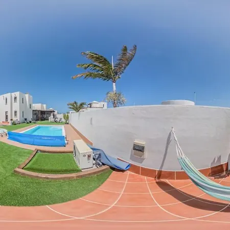 Lanzarote Deluxe & Pool * プラヤ・ブランカ