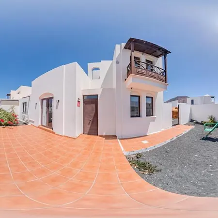 Lanzarote Deluxe&spa Pool Villa *