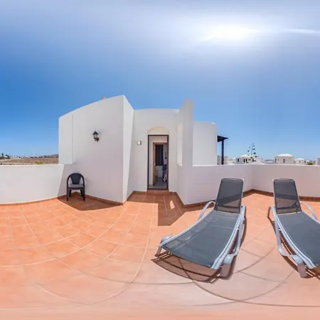 Lanzarote Deluxe&spa Pool *
