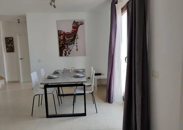 Lanzarote Deluxe & Pool 别墅