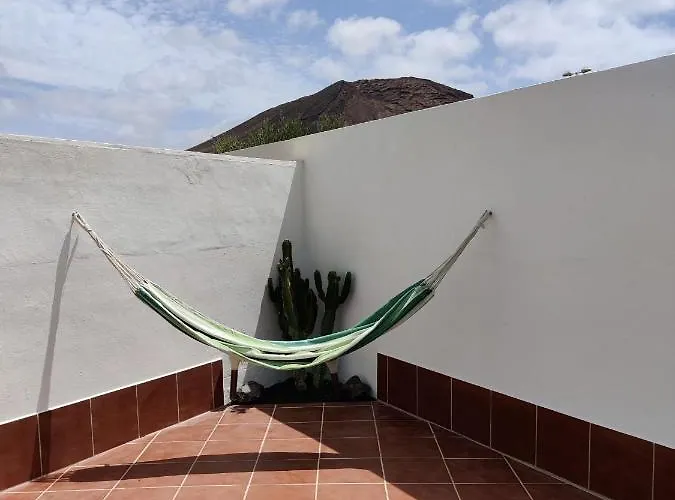 Lanzarote Deluxe & Pool * 普拉亚布兰卡