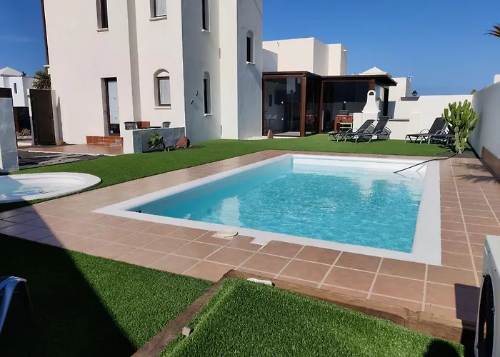 Villa Lanzarote Deluxe & Pool