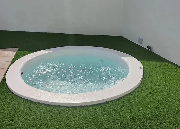 Lanzarote Deluxe & Pool