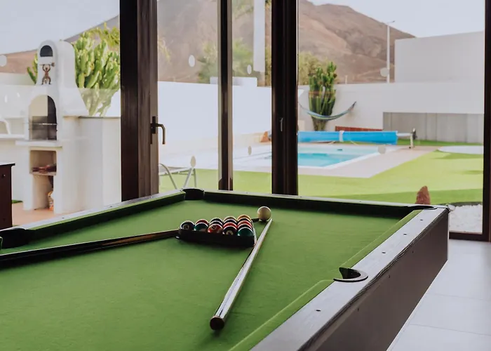 Lanzarote Deluxe & Pool 普拉亚布兰卡